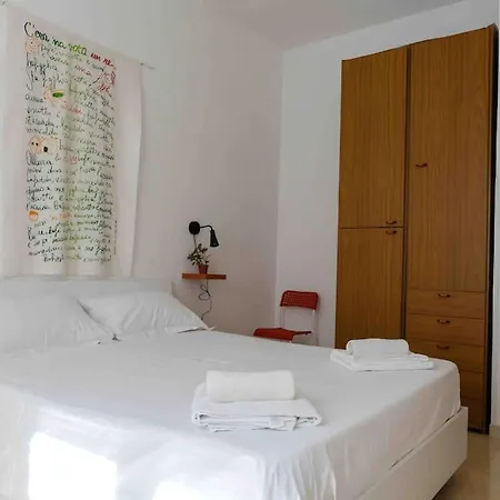 Apartment Paola 1 *